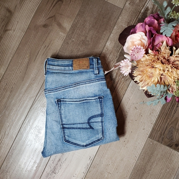 American Eagle Outfitters AEO Sky High Jeggings Vintage Collection Size 4 NWOT - Picture 12 of 16